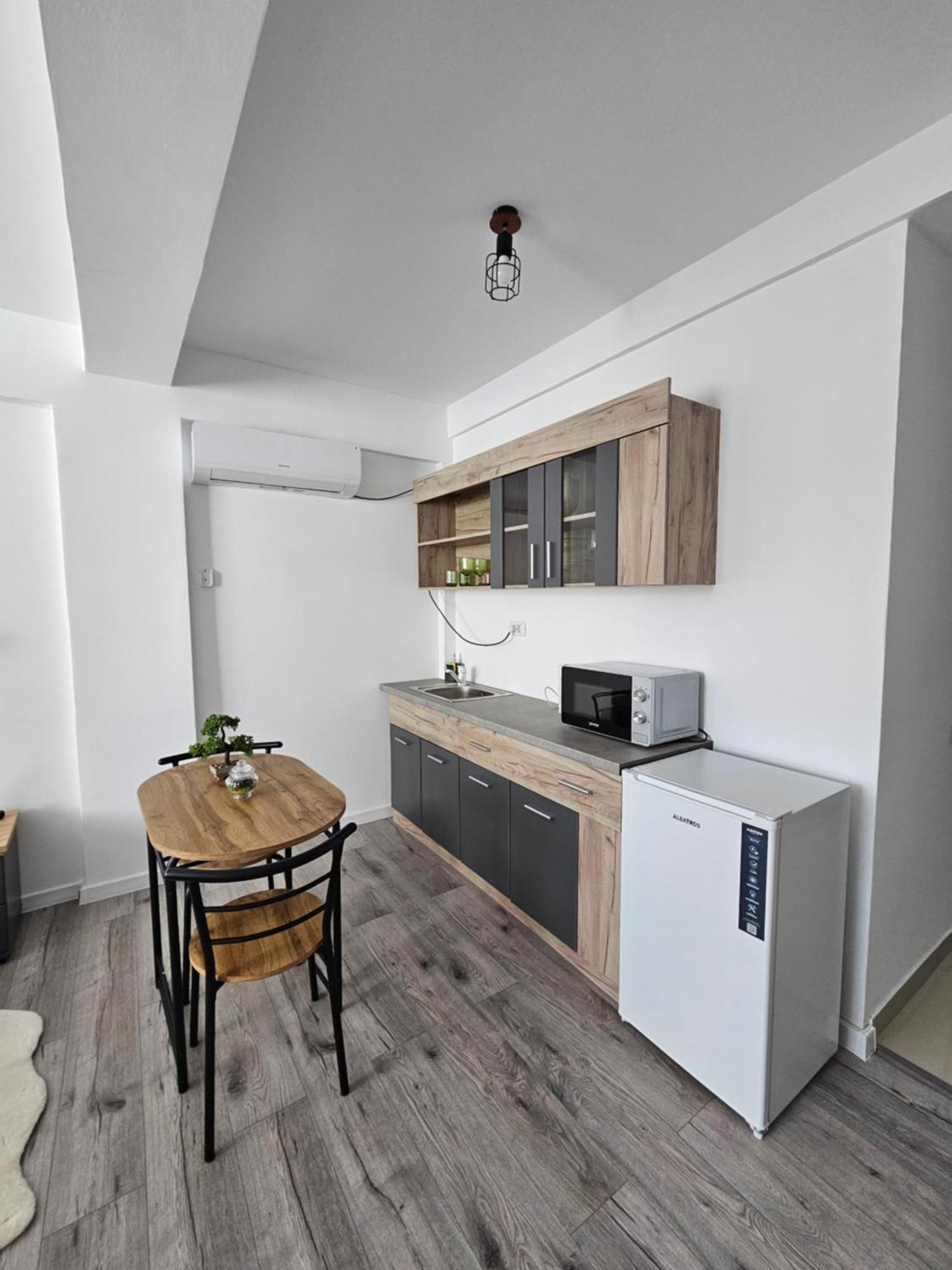 Didi Apartament Craiova Eksteriør bilde